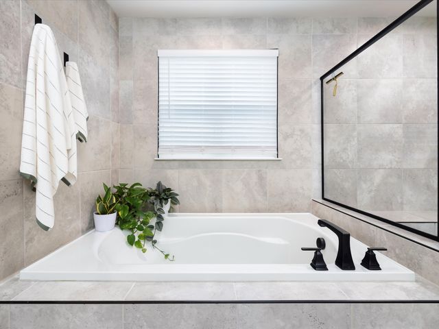 6554 Palm Warbler Dr, Murfreesboro, TN 37128