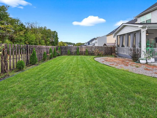 6554 Palm Warbler Dr, Murfreesboro, TN 37128