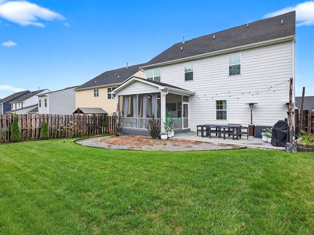 6554 Palm Warbler Dr, Murfreesboro, TN 37128