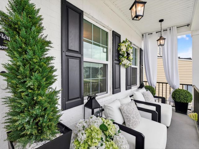 6554 Palm Warbler Dr, Murfreesboro, TN 37128