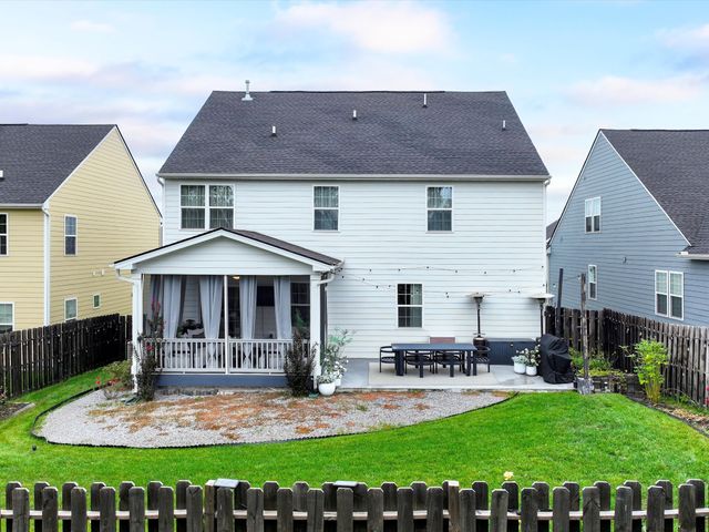 6554 Palm Warbler Dr, Murfreesboro, TN 37128