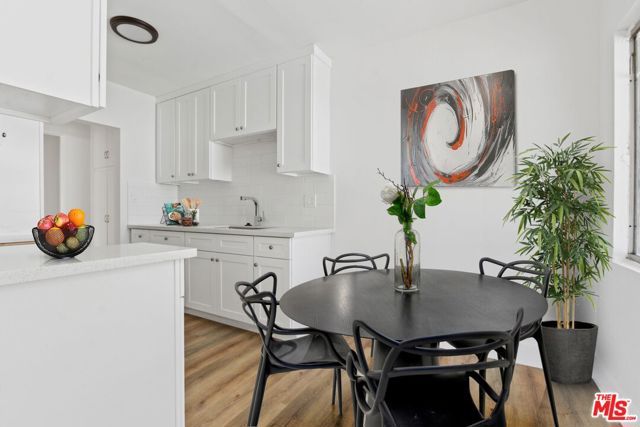 151 S Mountainview Avenue, Los Angeles, CA 90057