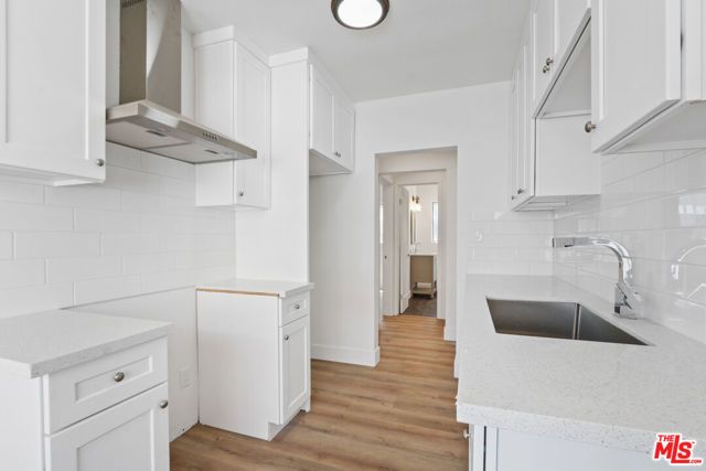 151 S Mountainview Avenue, Los Angeles, CA 90057
