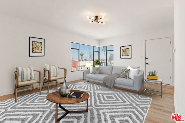 151 S Mountainview Avenue, Los Angeles, CA 90057