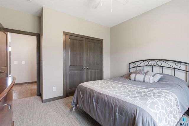 6600 E Fieldview St Street, Sioux Falls, SD 57110