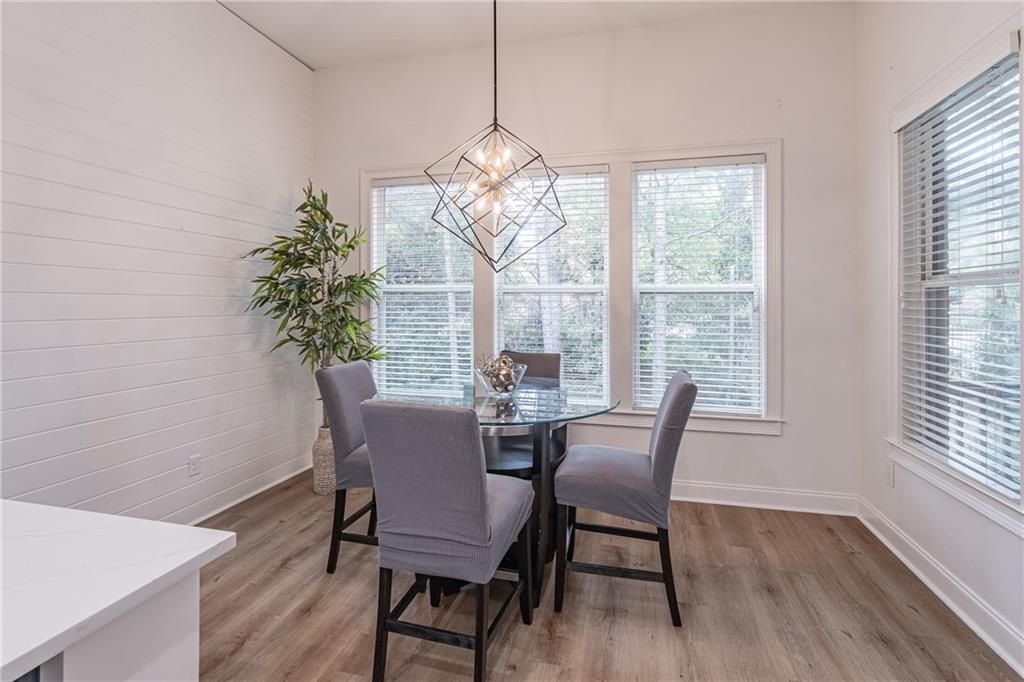 Image 25 of property listing at 1602 Rivergreen SE Court 19, Atlanta, GA 30339