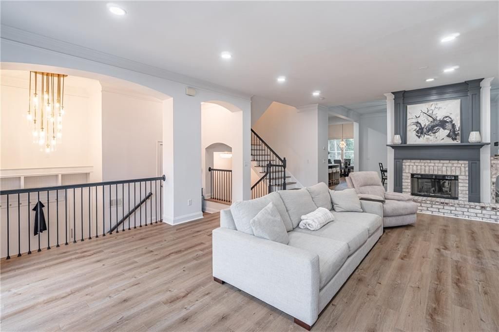 Image 3 of property listing at 1602 Rivergreen SE Court 19, Atlanta, GA 30339