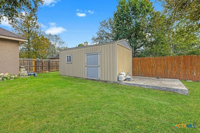 1310 Hunters Court, Seguin, TX 78155