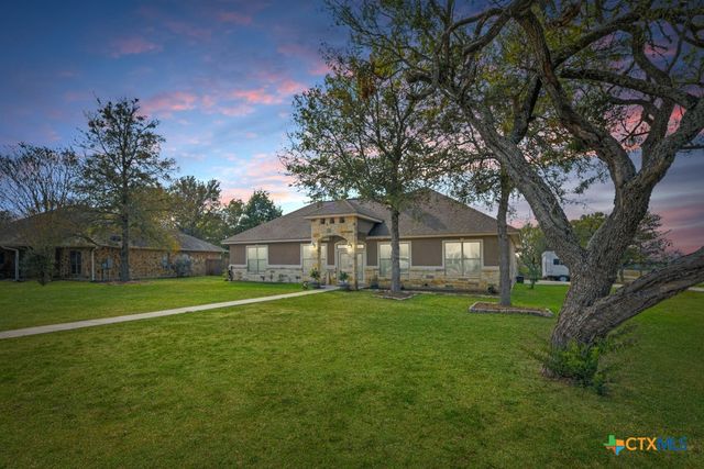 1310 Hunters Court, Seguin, TX 78155