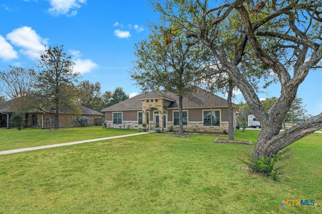 1310 Hunters Court, Seguin, TX 78155