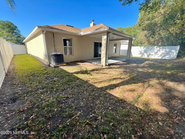 2669 LANTANA LAKES Drive E, Jacksonville, FL 32246