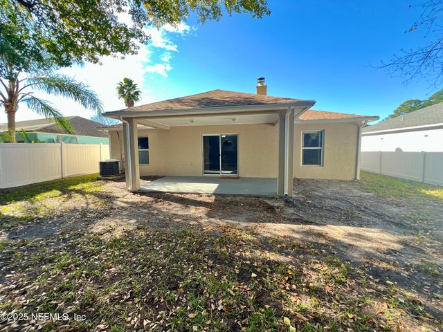 2669 LANTANA LAKES Drive E, Jacksonville, FL 32246