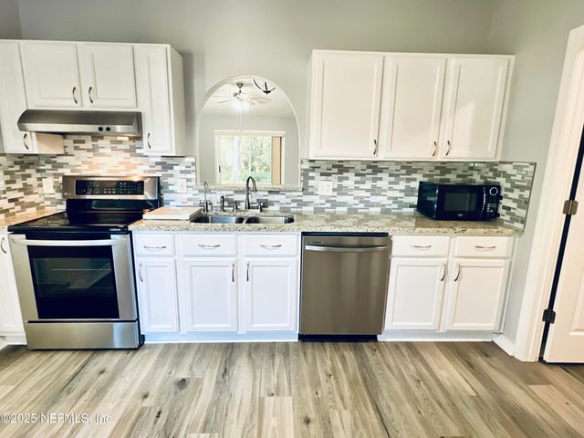 2669 LANTANA LAKES Drive E, Jacksonville, FL 32246