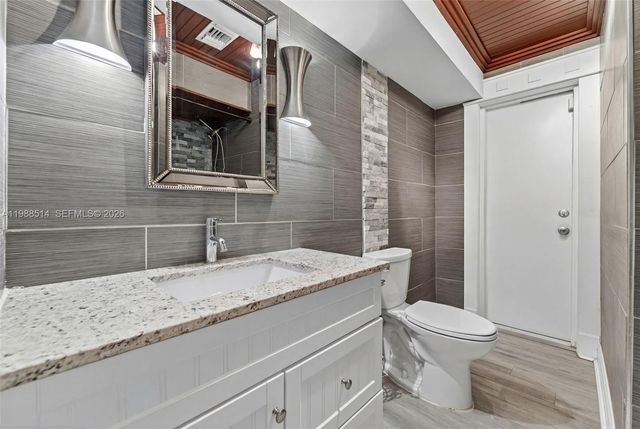 6621 NW 21st Street, Sunrise, FL 33313