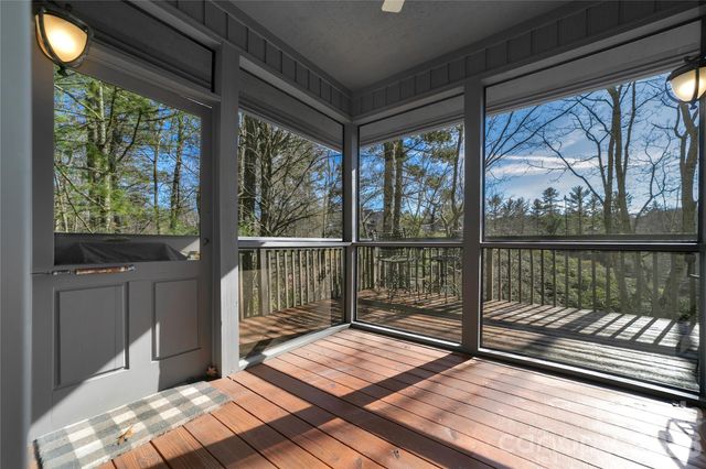 150 Racquet Club Villas Drive, Sapphire, NC 28774