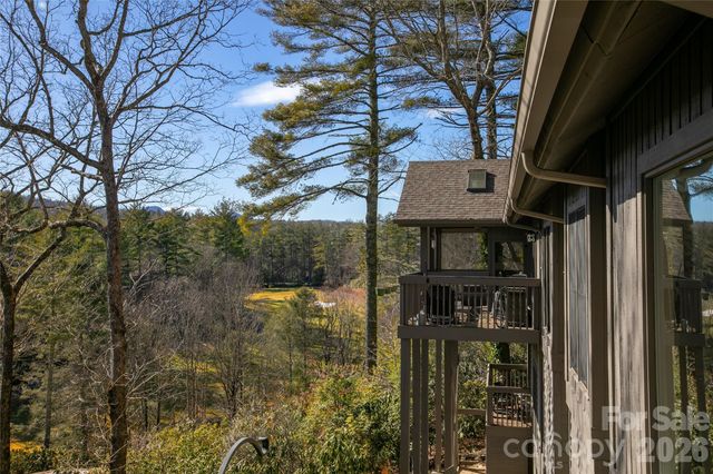 150 Racquet Club Villas Drive, Sapphire, NC 28774