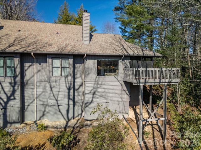 150 Racquet Club Villas Drive, Sapphire, NC 28774