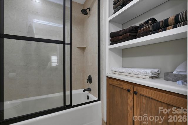 150 Racquet Club Villas Drive, Sapphire, NC 28774