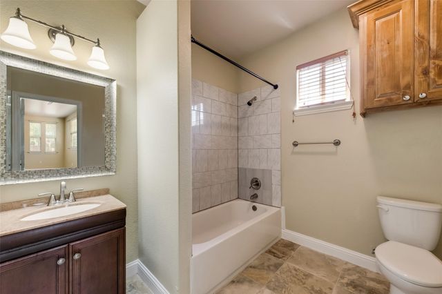 1555 S Gravel Circle, Grapevine, TX 76092