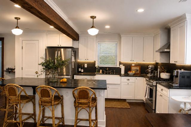 890 W Madison Avenue, Charleston, SC 29412