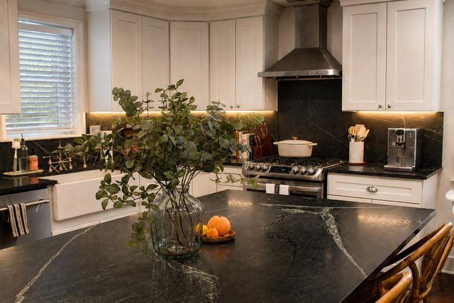 890 W Madison Avenue, Charleston, SC 29412