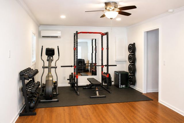 890 W Madison Avenue, Charleston, SC 29412