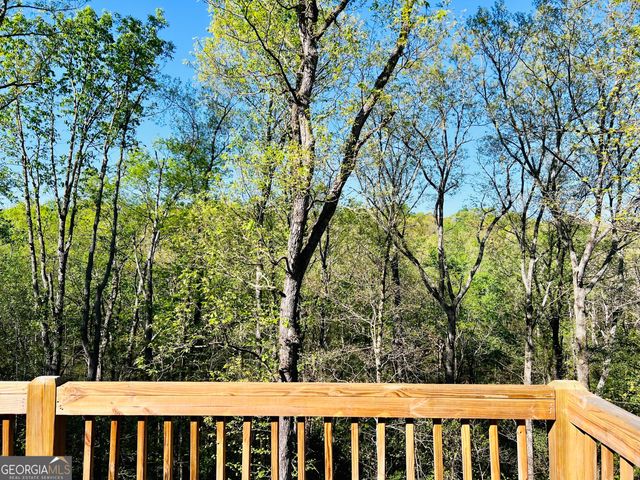 285 W0lf Den Road, Royston, GA 30662