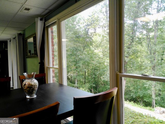 285 W0lf Den Road, Royston, GA 30662