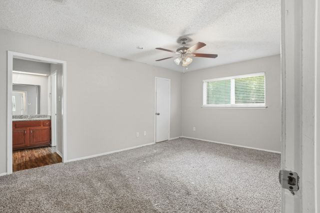 1137 Meadow Creek Court, Lancaster, TX 75146