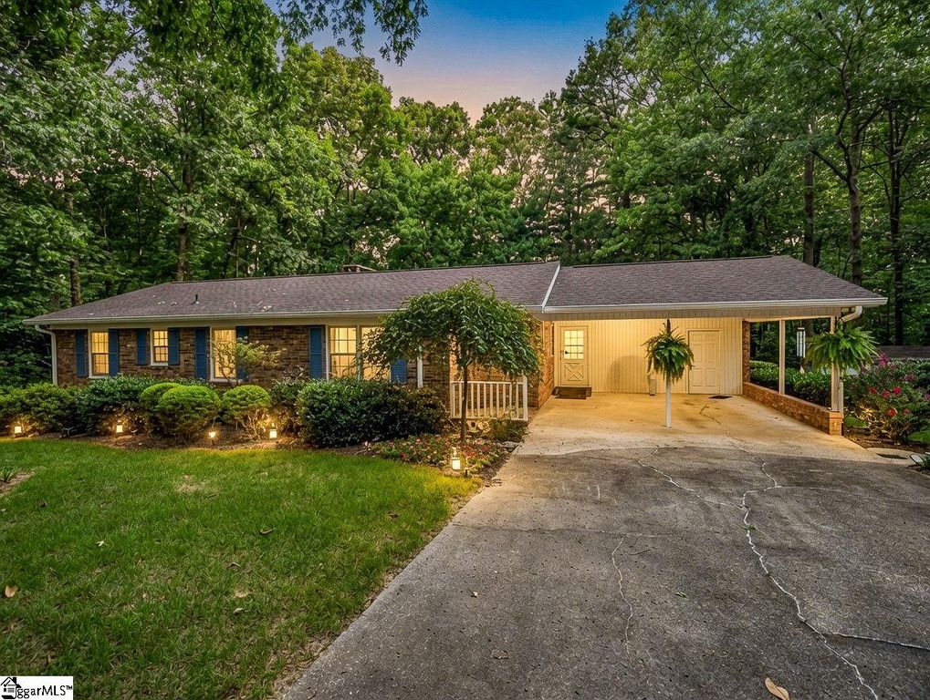 104 Dill Circle, Landrum, SC 29356
