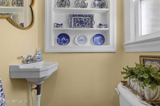 1127 RIVIERA Street, Jacksonville, FL 32207