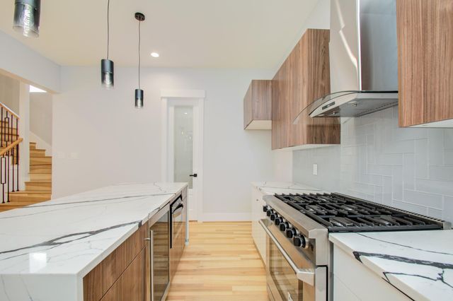 7016 Staffordshire Boulevard B, Houston, TX 77030