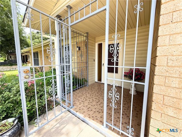 1901 Muir Drive, Killeen, TX 76543