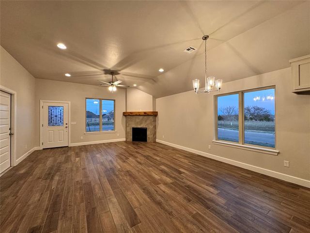 9300 NW 143rd Street, Yukon, OK 73099