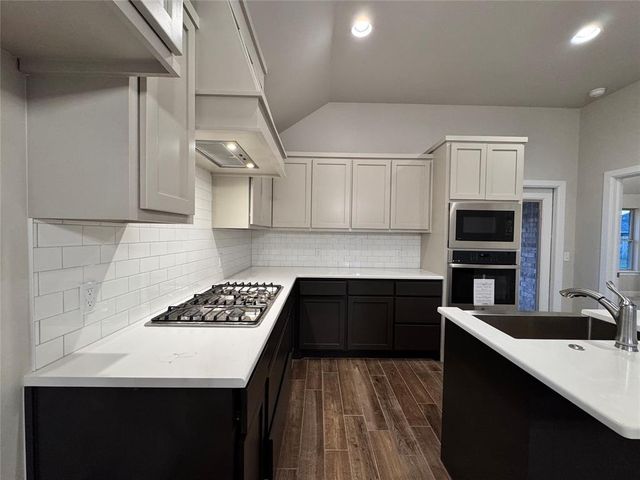 9300 NW 143rd Street, Yukon, OK 73099