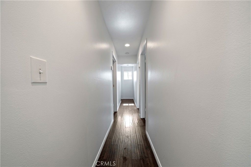 Image 25 of property listing at 420 Cerritos Avenue, Long Beach, CA 90802