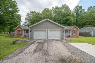 5546 Shaffer Road NW A & B, Warren, OH 44481