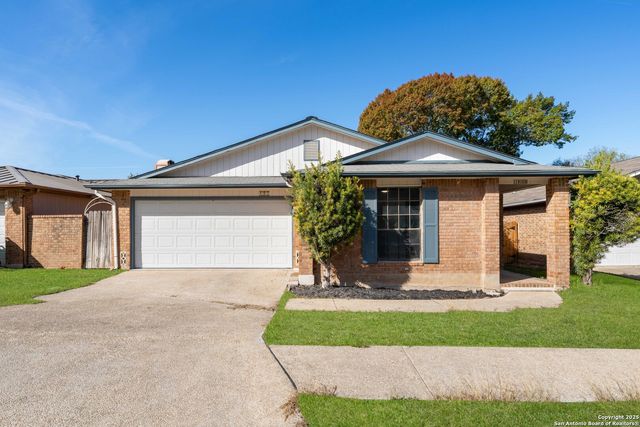 109 Deerglen, Universal City, TX 78148