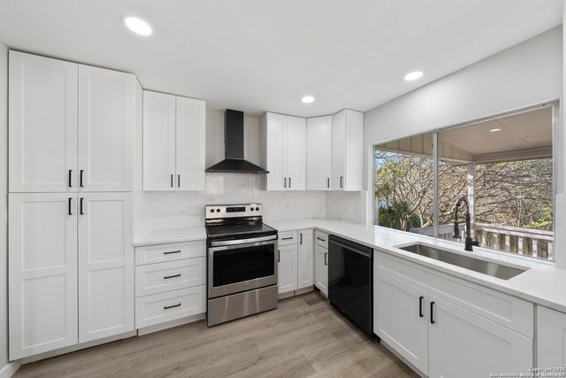 109 Deerglen, Universal City, TX 78148