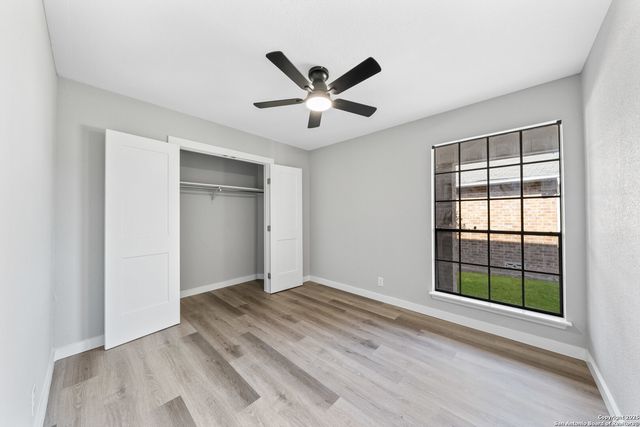 109 Deerglen, Universal City, TX 78148