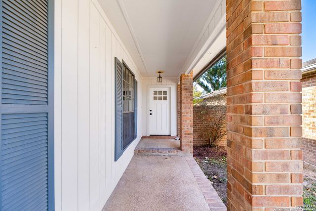 109 Deerglen, Universal City, TX 78148