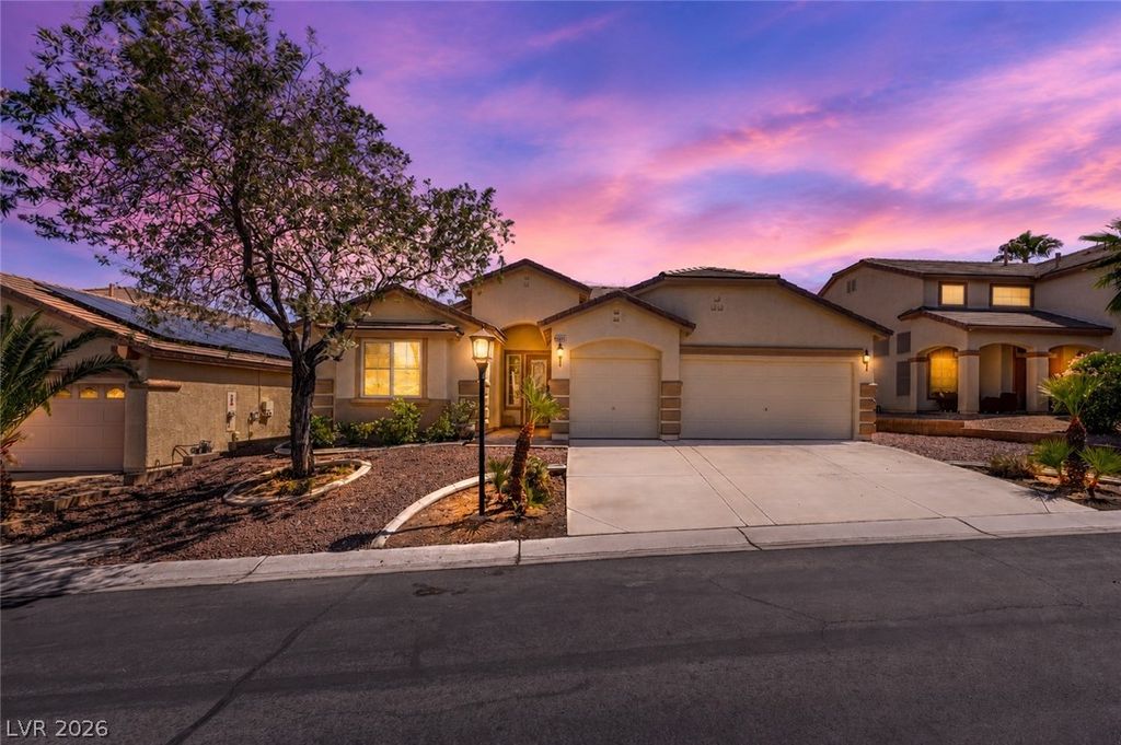 8921 Reining Spur Avenue, Las Vegas, NV 89143 — exterior