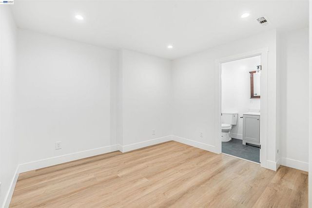3035 Logan St, Oakland, CA 94601