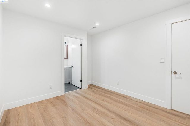 3035 Logan St, Oakland, CA 94601