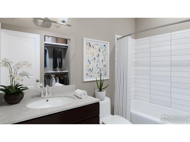 410 High Point Dr B-104, Longmont, CO 80504
