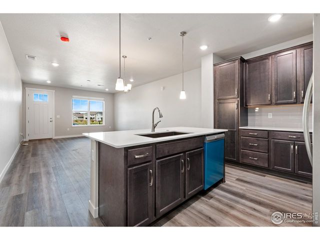 410 High Point Dr B-104, Longmont, CO 80504