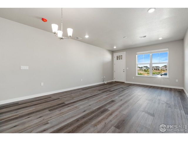 410 High Point Dr B-104, Longmont, CO 80504