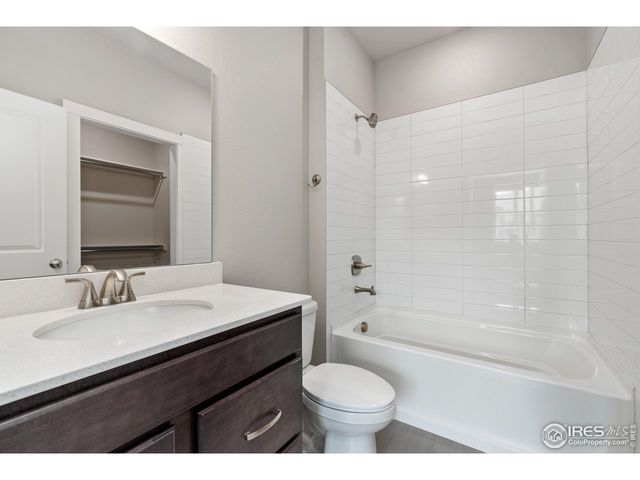 410 High Point Dr B-104, Longmont, CO 80504
