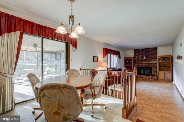 6121 GENEVA DR, East Petersburg, PA 17520