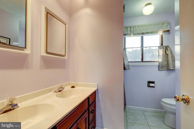 6121 GENEVA DR, East Petersburg, PA 17520
